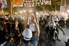 Brutale Räumung des Gezi-Parks