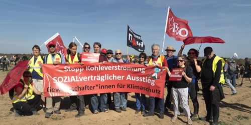 KlimagewerkschafterInnen auf Hambacher Demo am 6. Oktober 2018