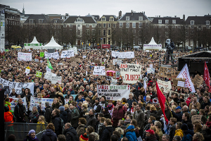 Die große Lehrerdemonstration in Den Haag am 15.3.2019 war ein Höhepunkt der ungewohnten aktuellen streikwelle in den Niederlanden