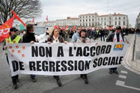 Sozialpartnerschaftliches Rahmenabkommen in Frankreich: Proteste am 5. März 2013