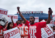 USA: Nationwide Fight for $15 Strikes in 190 Cities