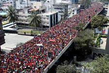 100.000 Frauen in Bangalore gegen Privatisierung der Kinderkrippen