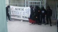 Solidemo vor Gefängnis in Athen