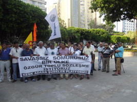 Protest der Gewerkschaftsföderation im öffentlichen Dienst KESK gegen die Attackien der türkischen Regierung hier am 28. Juli 2015 in Adana