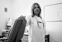 Volksklinik in Piräus - auch die Zahnärztin behandelt jeden - Aufruf zur Filförderung im September 2015 