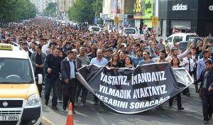 Protest in Diyarbakir am 12. Oktober 2015 - gegen das Attentat, gegen die Regierung