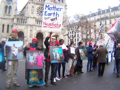 Protest gegen den Klimagipfel in Paris, 29.November 2015: Mother Earth does not negotiate