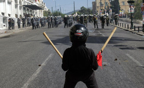 Protest in Athen am Jahrestag des Aufstands gegen die Militärdiktatur im November 2015