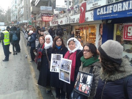 Antikriegsdemo Frauen Ankara 27.12.2015