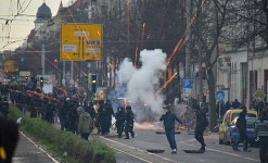 Leipzig, 12.12.2015: Polizeiübergriffe auf Protest gegen nazi-Aufmarsch