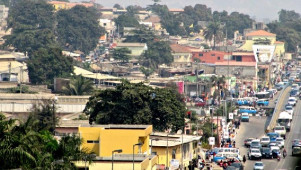 Verkehrschaos in Luanda 24.12.2015 - der Busstreik geht weiter