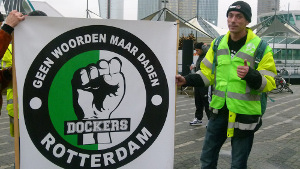 Hafenarbeiterstreik Rotterdam 8.1.2016 - die Basis hat ihn beschlossen
