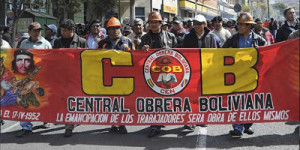 COB Demonstration gegen Schliessung eines staatlichen textilbetriebs, La Paz am 20.6.2016