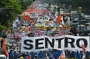 Sentro - eine der (vielen) Gewerkschaftsföderationen auf den Philippinen am 1.5.2016
