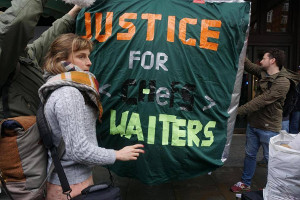 Streik bei Harrods London gegen Trinkgeldklau Januar 2017