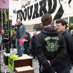 Gedenkveranstaltung für Edouard L. am 15.3.2017 in Paris, Redner : Eric Beynel von der Union syndicale Solidaires - Foto von Bernard Schmid