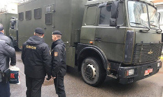 Vor den festnahmen durch die Minsker Polizei am 12.3.2017 - Proteste gegen die Erwerbslosensteuer sind denn doch verboten