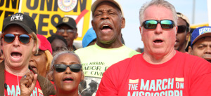 Danny Glover, einer der Schauspieler, die die Nissan Belegschaft unterstützen hier im März 2017 in Mississipi