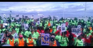 Demonstration von Nissan GewerkschafterInnen in Mississippi am 3.8.2017 - dem Tag der verlorenen Gewerkschaftswahl