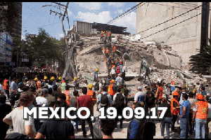 Nach den Erdbeben: Die mexikanische Regierung schickt – Soldaten. Die Menschen organisieren Selbsthilfe