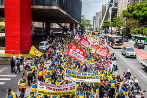 Streikende Postbeschäftigte demonstrieren in Sao Paulo am 3.10.17