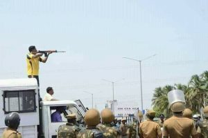 Polizei-Scharfschützen als Täter beim Massaker in Tamil Nadu am 22.5.2018