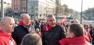 Die beiden angeklagten Gewerkschafter vor dem Gericht in Antwerpen am 15.6.2018