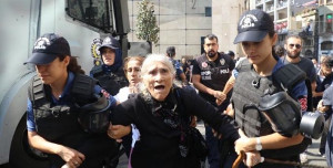 Mütterprotest in Istanbul am 25.8.2018 - Polizei nimmt massenhaft Frauen fest