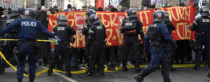 Erfolgreiche Demonstration zur Verhinderung der PNOS Aktion in Basel - trotz massivem Polizeieinsatz gegen Antifas