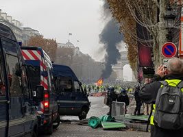Foto von Bernard Schmid der Demo in Paris am 24.11.2018