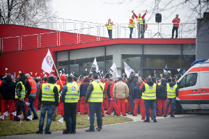 Warnstreik bei Audi in Györ am 18.1.2019: Weil sie am wenigstens Lohn in ganz Europa bekommen...