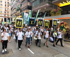 Gewerkschaftsblock bei der Hongkonger Demonstration gegen das Auslieferungsgesetzt am Sonntag 9.6.2019