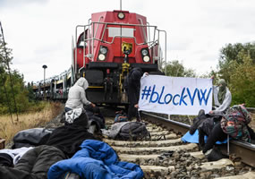 [13.08.2019] Blockade der Volkswagen-Fabrik in Wolfsburg durch Klimagerechtigkeitsbewegung