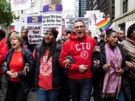 Seit dem 17.10.2019 im Streik für eine soziale Stadt: Die LehrerInnen von Chicago