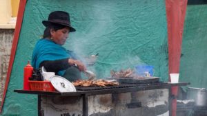 Strassenküche - zwar in Ecuador, aber aus dem npla Salvador-Artikel