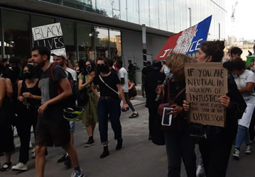 Am Abend des 02. Juni 20 in Paris - zwanzigtausend Personen? (Photo von Bernard Schmid)