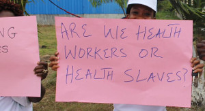 Streik im Gesundheitswesen Liberias im September 2020 - weil die regierung einen unterschriebenen Tarifvertrag nicht umsetzt...