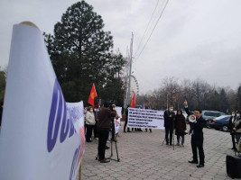 Gewerkschaftsprotest in Bishkek gegen das Anti-Gewerkschaftsgesetz der neuen Regierung am 15.11.2020