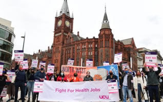 Die Liverpooler Universität will 47 GesundheitswissenschaftlerInnen entlassen - der breite Widerstand wird sanktioniert und braucht unsere Unterstützung
