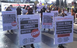 LehrerInnen in privaten Bildungseinrichtungen fordern die türkische Lehrergewerkschaft auf, gegen den Zwang zur Arbeit unter dem Mindestlohn zu kämpfen