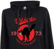 [Mit dem LabourNet-Discount-Code] Das August-2023-Shirt von Working Class History/dna: 1973 - Wildcats über Deutschland