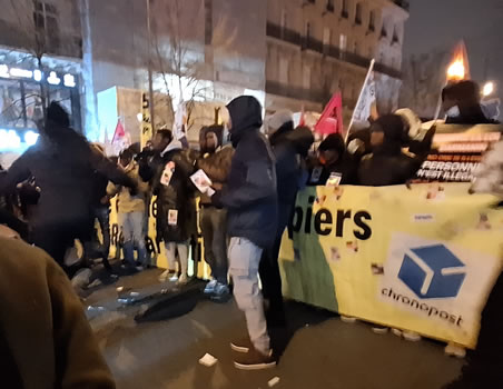 Demo in Paris im Dezember 2023 gegen das neue Ausländergesetz in Frankreich (Foto: Bernard Schmid)