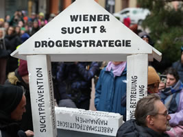 Proteste insbesondere gegen den Kahlschlag im Wiener Sucht- und Drogenhilfenetzwerk (SDHN)