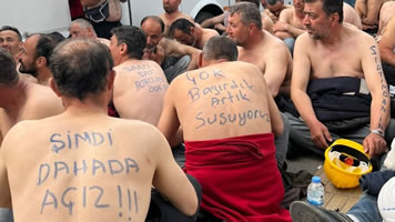 Nach langem Marsch in Ankara: Polizei setzt Tränengas gegen hungerstreikende Bergarbeiter von Doruk Mining in Eskişehir ein (Foto: ANF)