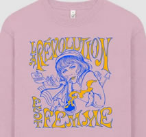 [Mit dem LabourNet-Discount-Code] Das Oktober-2026-Shirt von Working Class History/dna: La Revolution Est Femme (Frankreich 1789)